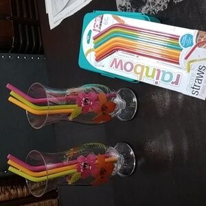Floral Tropical Drink Set And 1 Package Of Joie Multicolor Silicone Straw Set